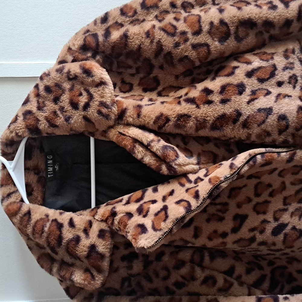 T.I.M.I.N.G Leopard print coat M - Picture 3 of 9